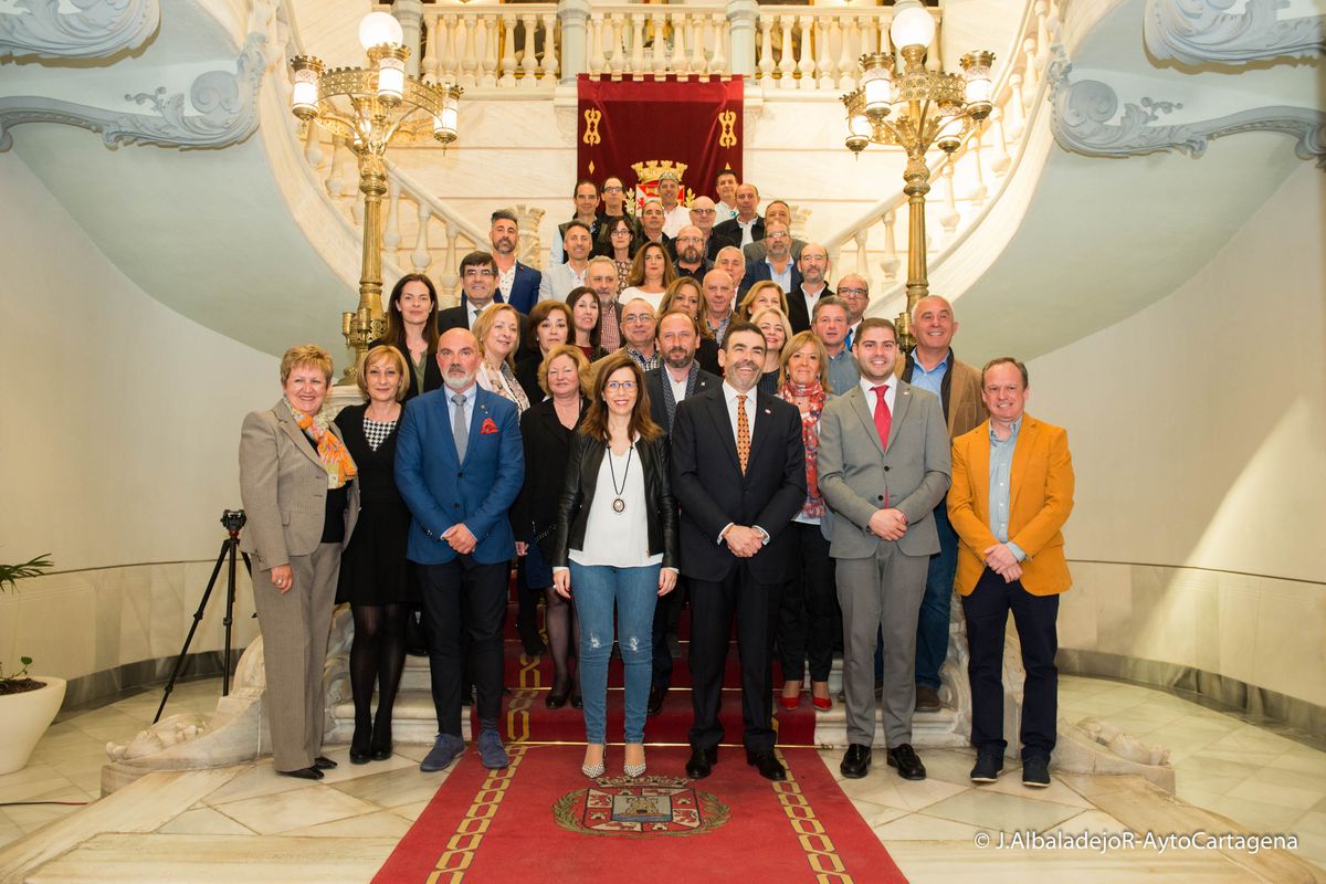 Toma posesin de nuevos funcionarios municipales