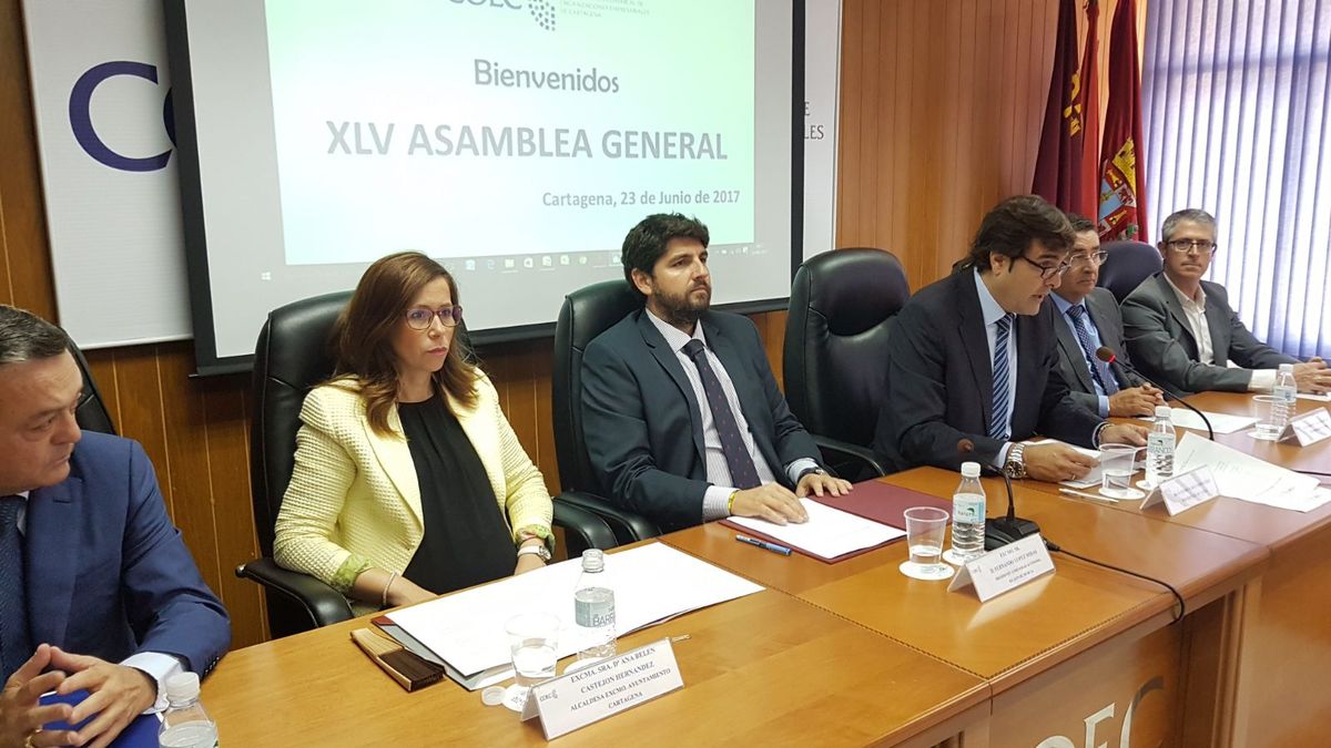 La alcaldesa solicita al presidente de la CARM mas inversiones y apoyos para que el municipio logre las infraestructuras y servicios que necesita 2 114456
