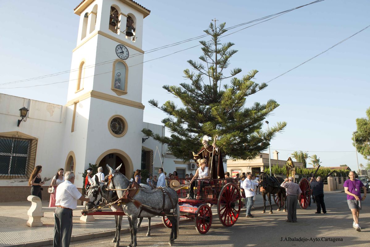 Santa Ana celebra sus fiestas en honor a la patrona que da nombre a la localidad