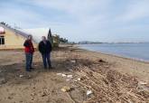 Juan Pedro Torralba supervisa los trabajos de recuperacin del litoral