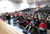 La Polica Local de Cartagena ofrece una charla sobre ciberacoso en el colegio Miralmonte