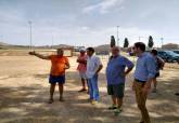 Visita de Jos Lpez y Ricardo Segado al campo de ftbol municipal y la pista deportiva de Pern