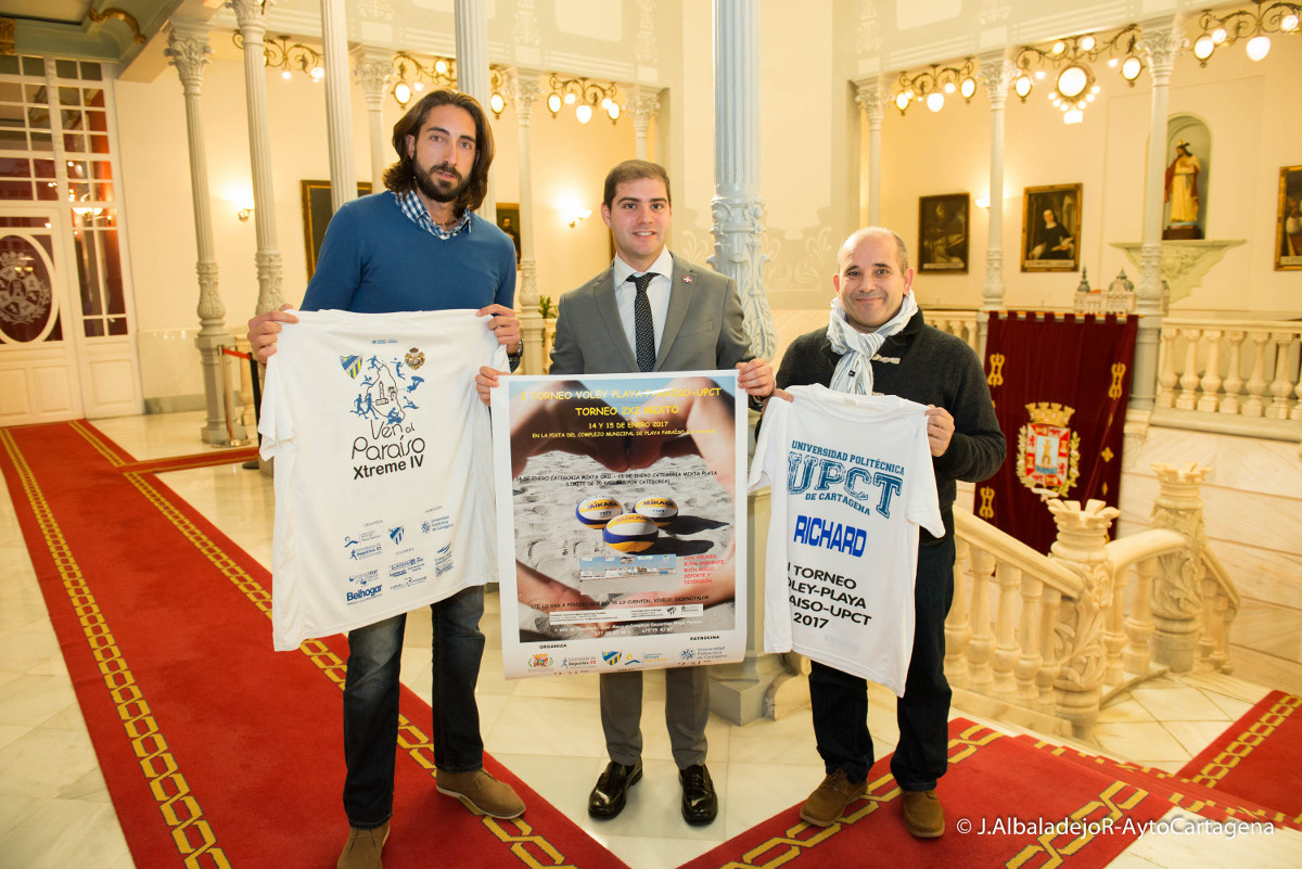 Presentacin del I Torneo de Voley Playa de Playa Paraso