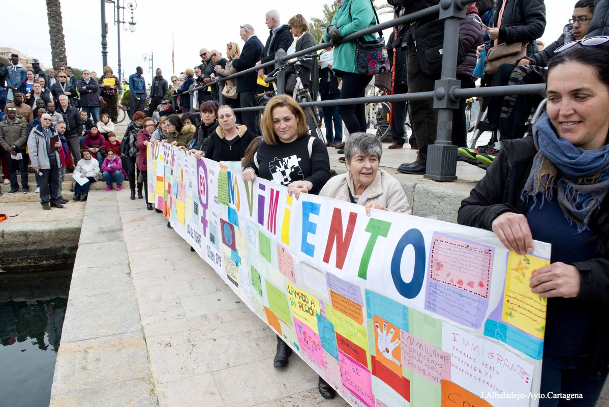 Homenaje a los fallecidos durante el 2016 en el xodo migratorio del Mediterrneo