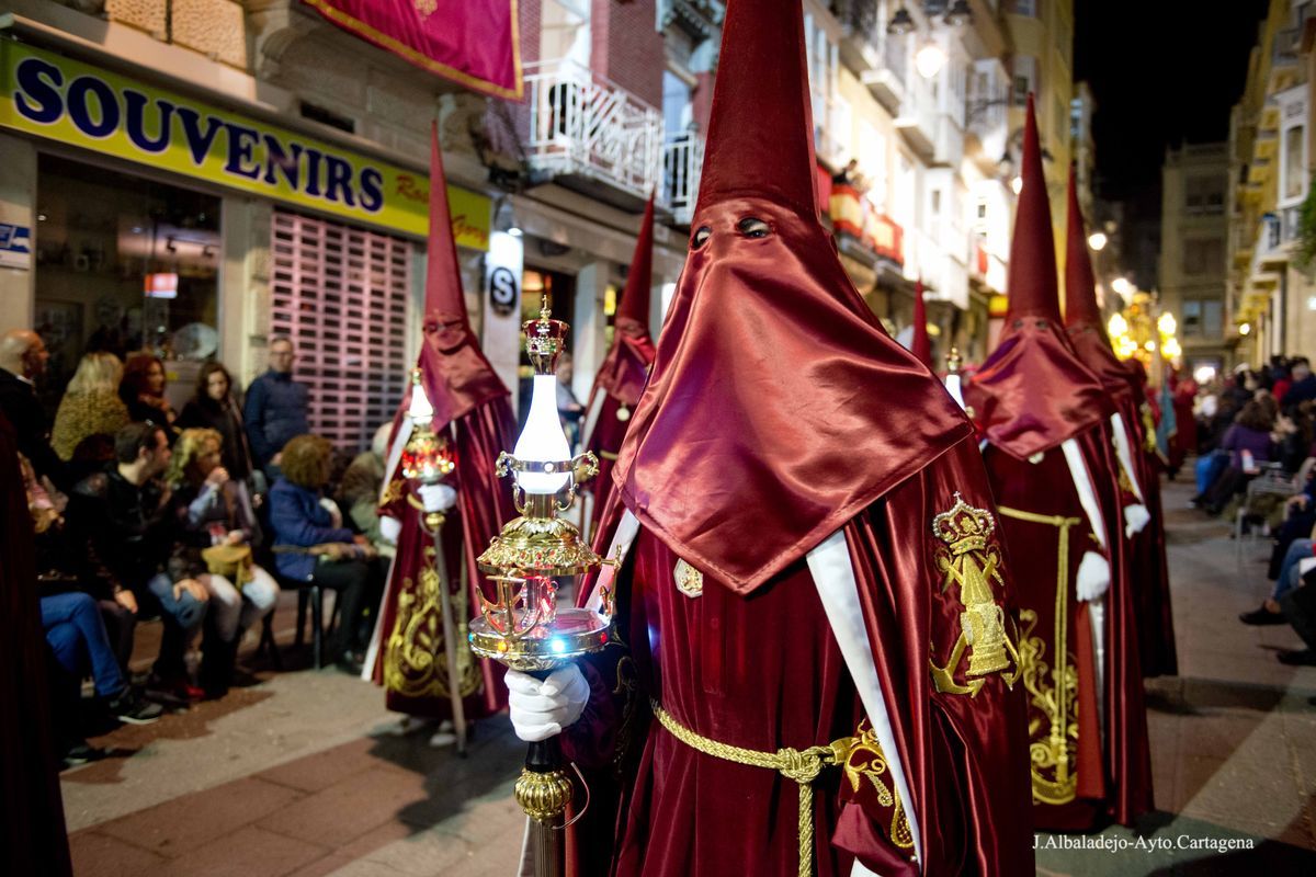 Procesin california del Mircoles Santo