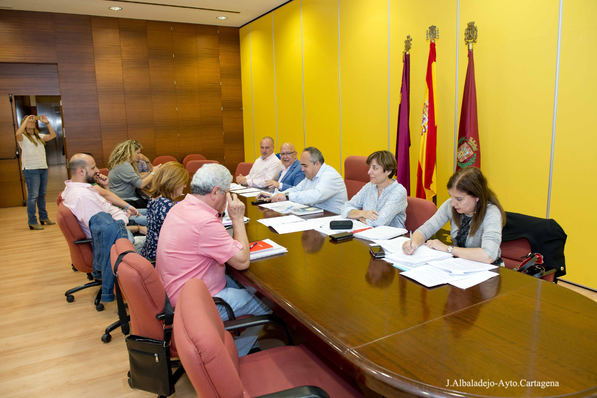 Reunin del Grupo de Trabajo de la Mesa Sectorial para la elaboracin del Reglamento de Participacin Ciudadana