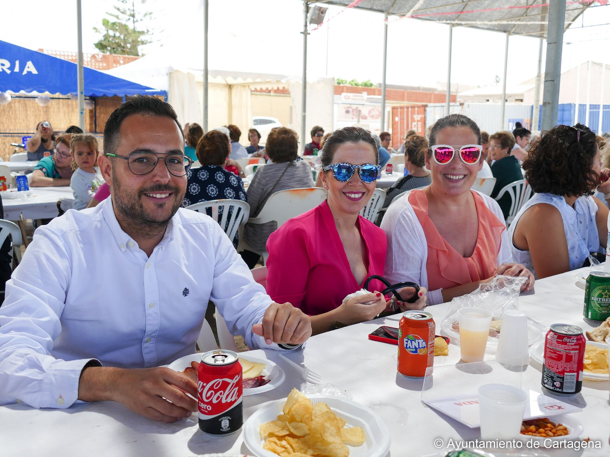 Comida de la Asociación de Amas de Casa de Pozo Estrecho en el Día de la Mujer Galilea