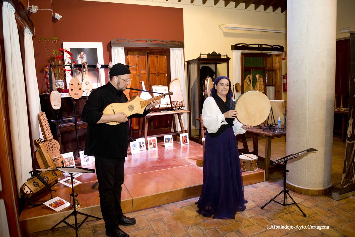 Concierto de instrumentos musicales medievales en el Festival Nacional de Folclore en la Comarca de Cartagena de La Palma