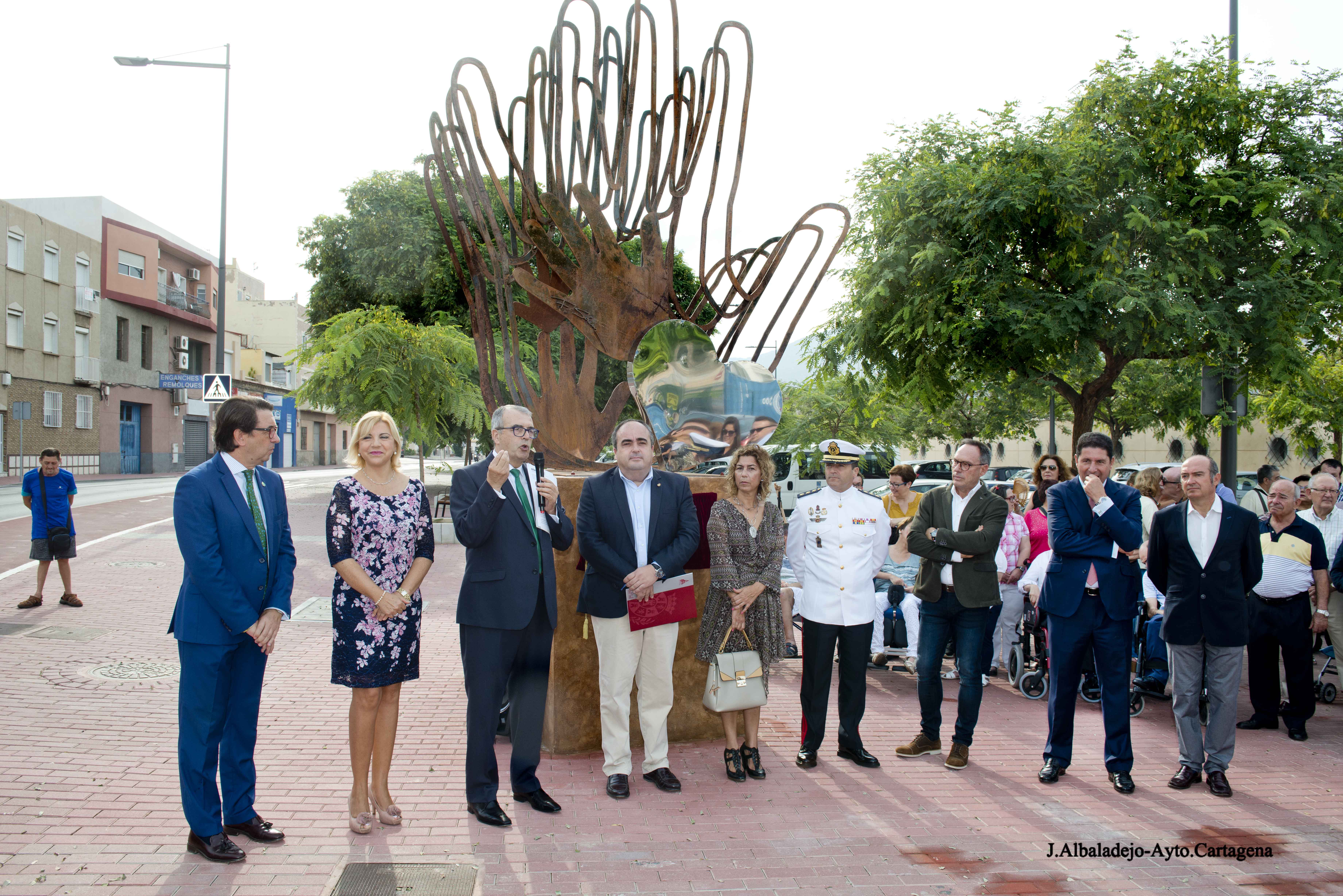 Inauguracin del monumento conmemorativo por el 50 aniversario de ASTUS