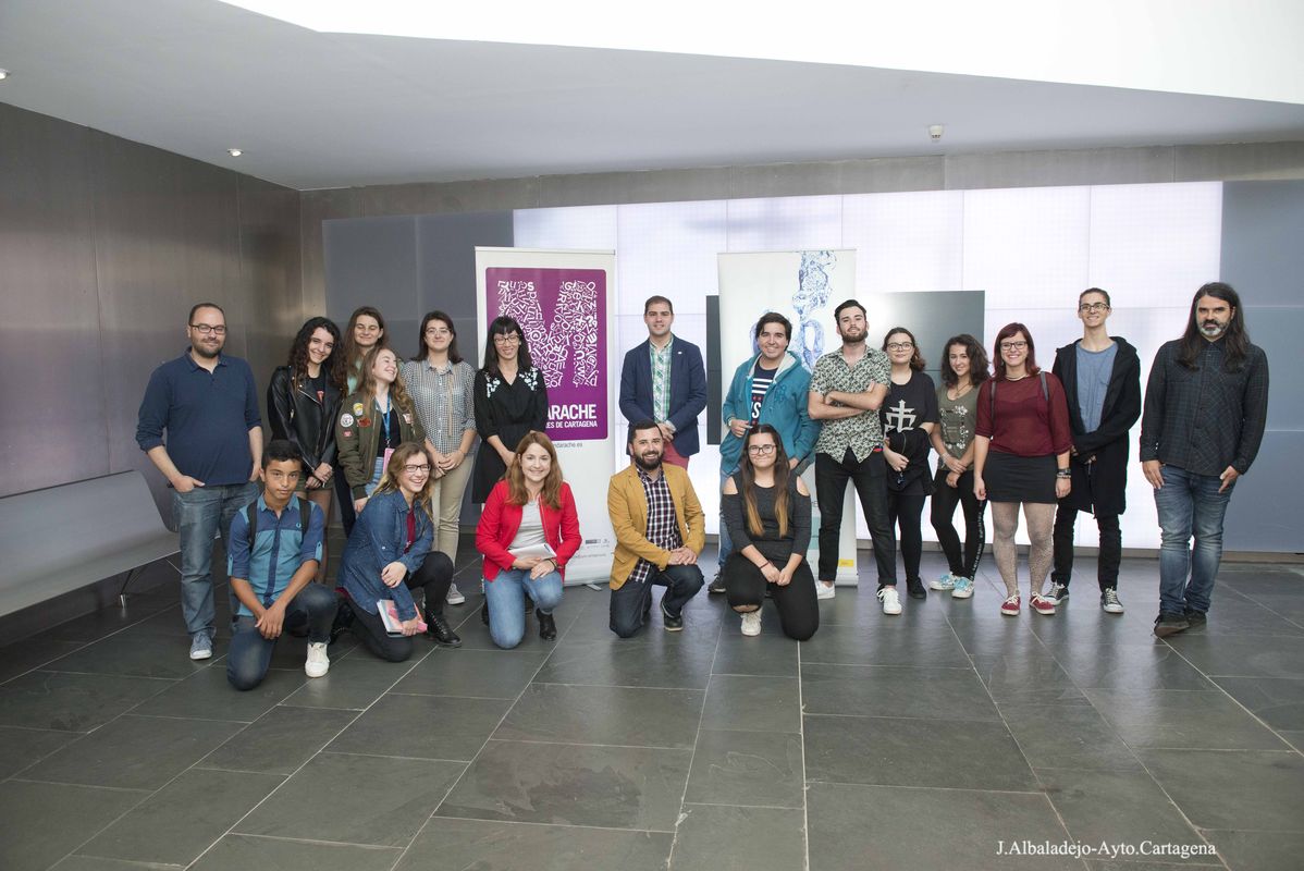 Los quince jvenes de Libreta Mandarache comienzan el curso con una visita especial al ARQUA