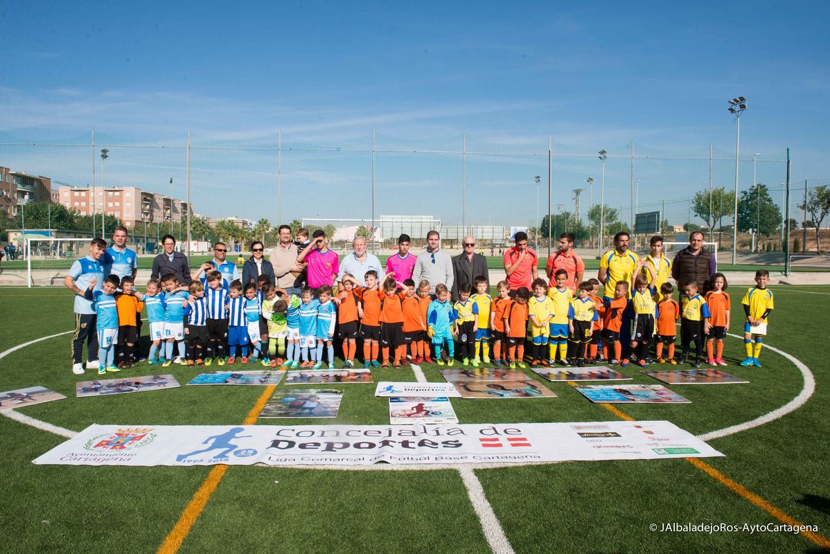 Acto de UNICEF por el Da Internacional de los Derechos Infantiles en la jornada 4 de la XXV Liga Comarcal de Ftbol Base de Cartagena