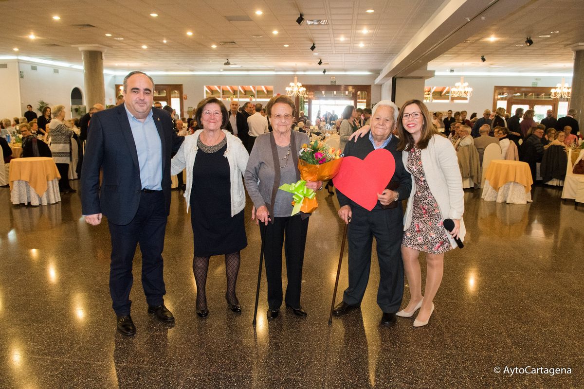 Fiesta de San Valentn de los clubes de mayores