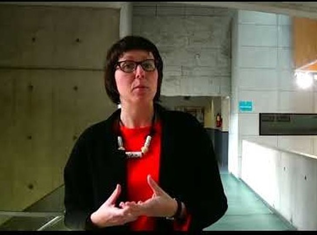 Marta Latorre Charla-coloquio 'Gentrificación y turismo de masas: entre la expulsión y la regeneración'