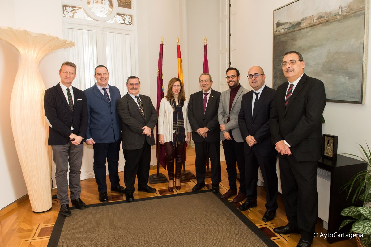 Reunin de la alcaldesa con el rector de la UIMP