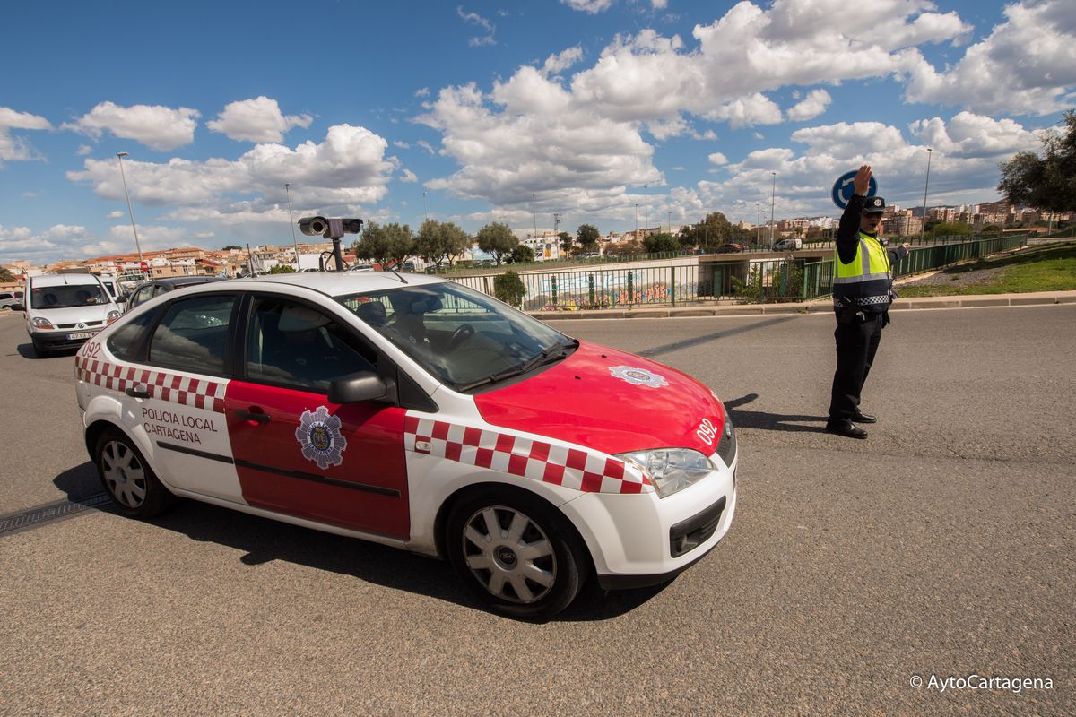 Campaa especial de la Polica Local en el colegio San Vicente de Paul