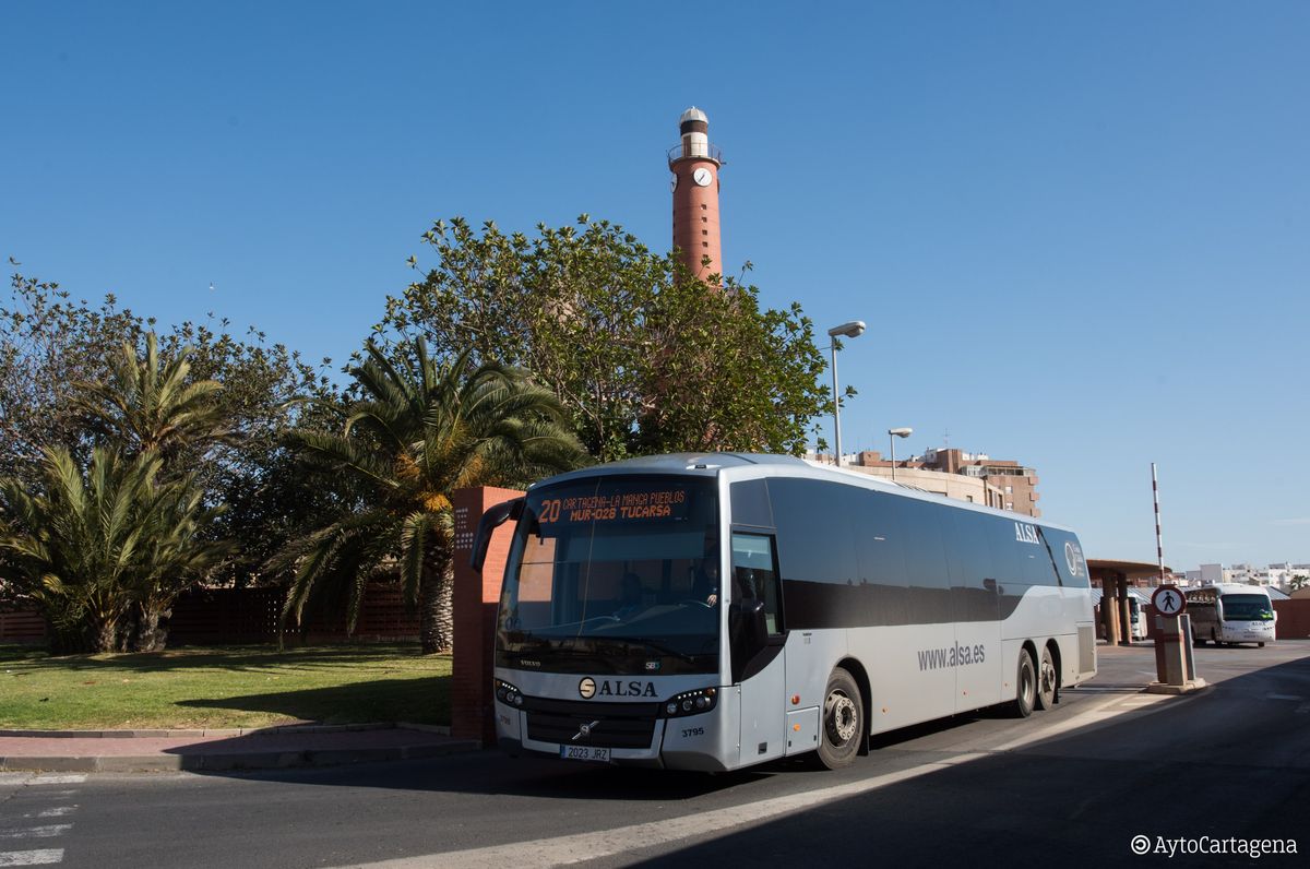 Autobs a La Manga que cubrir a partir de ahora tambin la comunicacin con El Algar