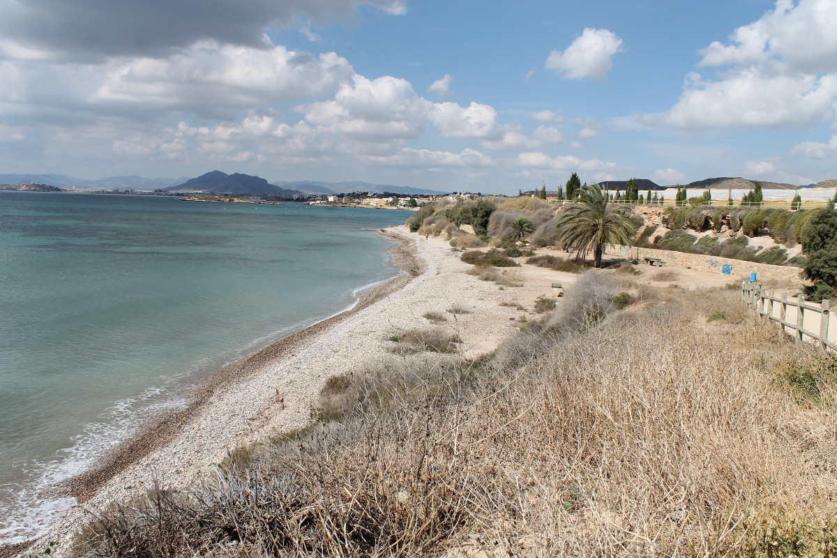 Playa de la Calera en Isla Plana