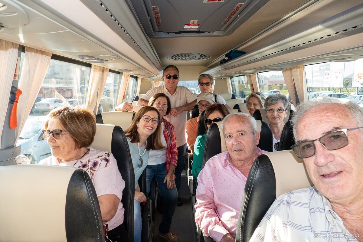 Los presidentes de los clubes de personas mayores celebran una jornada de convivencia en el Valle del Ricote