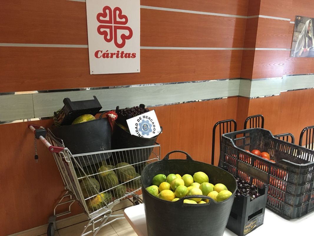 Fruta y verdura decomisada por la Polica Local