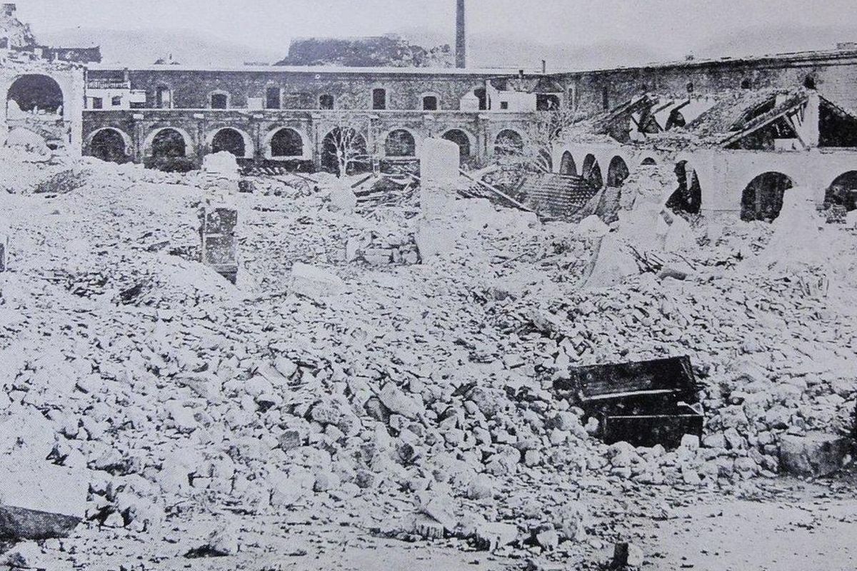 Voladura del Parque de Artiller�a durante la guerra cantonal