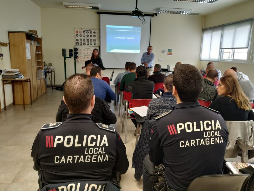 Polica Local Cartagena curso de formacin Educacin Vial