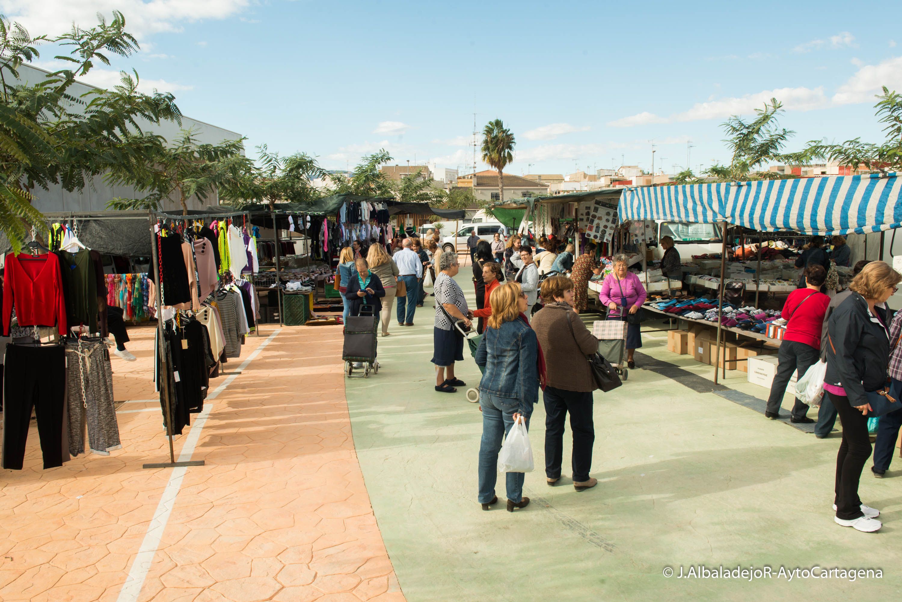 Mercadillo de Barrio de Peral