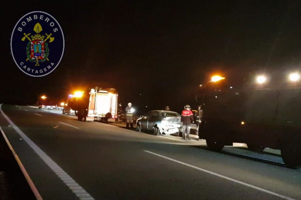 Accidente de tráfico con una mujer herida en la AP-7
