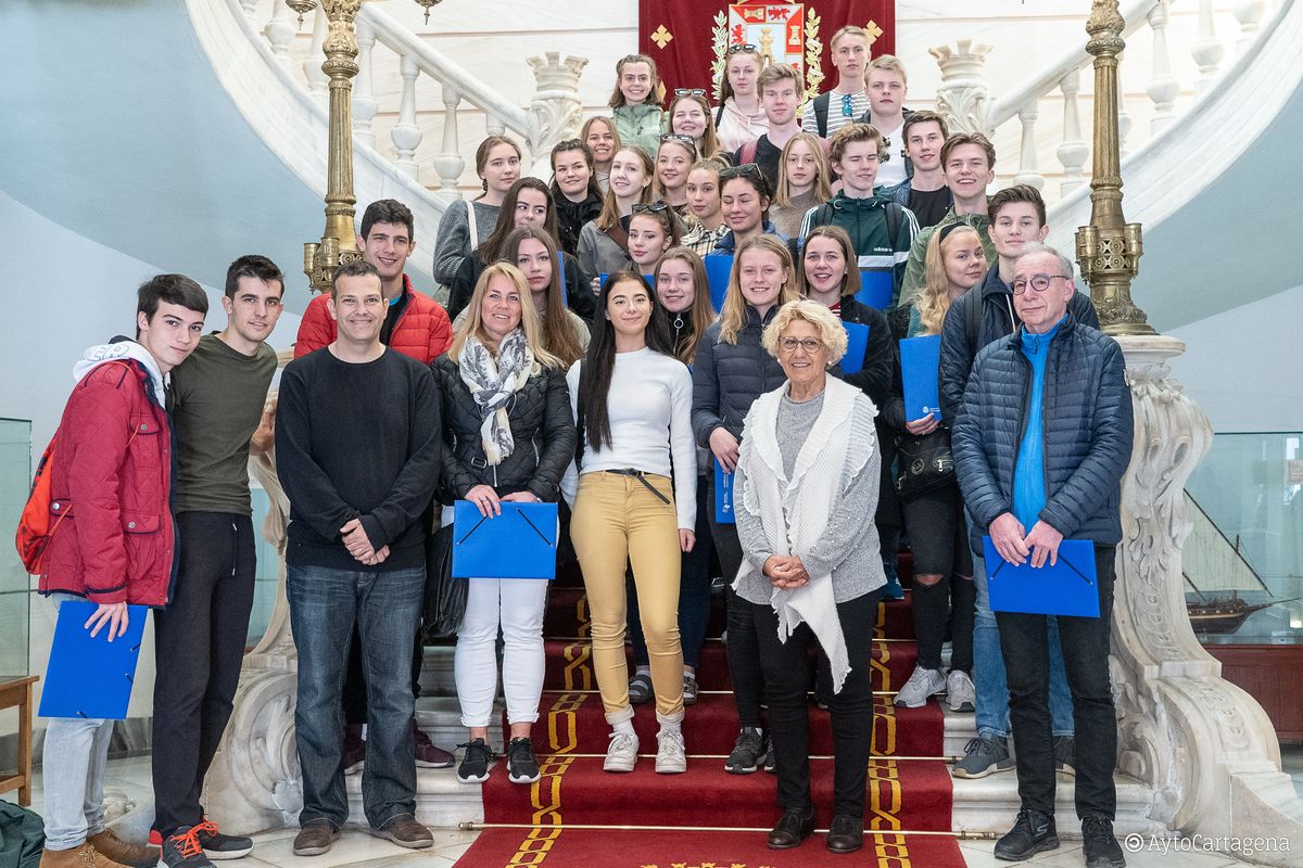 Visita alumnos noruegos Palacio Consistorial