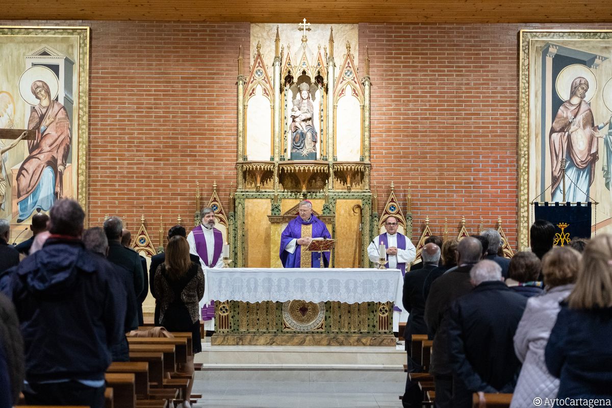 Misa y pregn Semana Santa de Cabo de Palos en la Iglesia Santa Mara del Mar