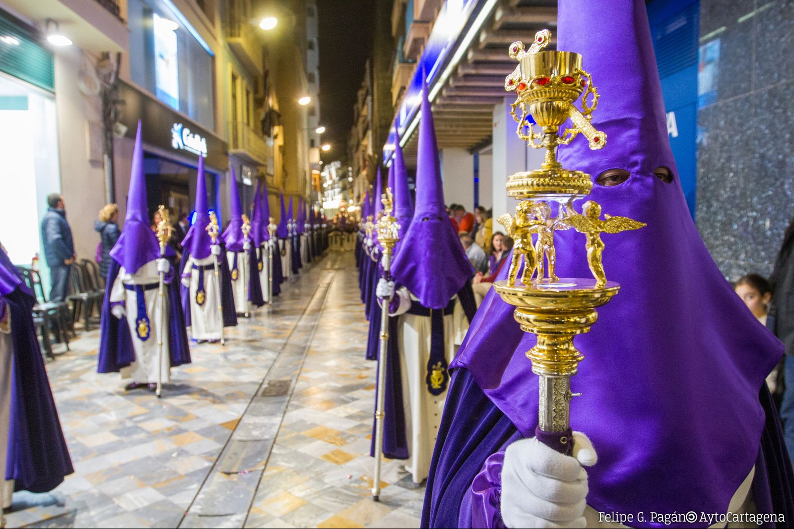 Lunes Santo - Procesión de Promesas de la Santisima Virgen de la Piedad