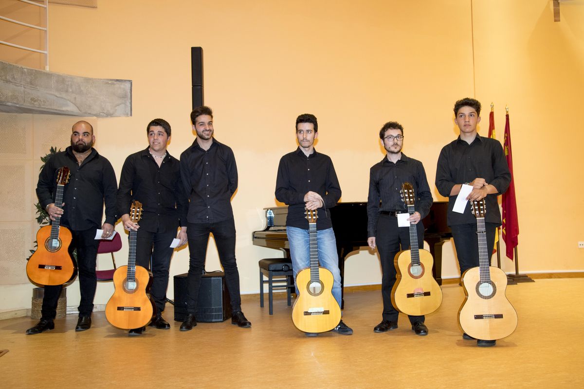 Sollozos Recuerdo Unirse Seis jóvenes deleitan al público en la final de guitarra flamenca de Entre  Cuerdas y Metales | Ayuntamiento de Cartagena