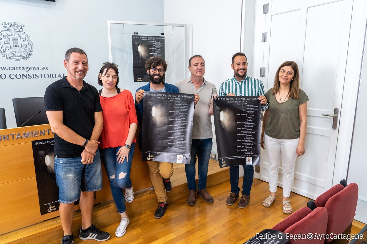 Presentacin de la muestra Fin de Curso 2018/2019 de la Escuela Municipal de Teatro