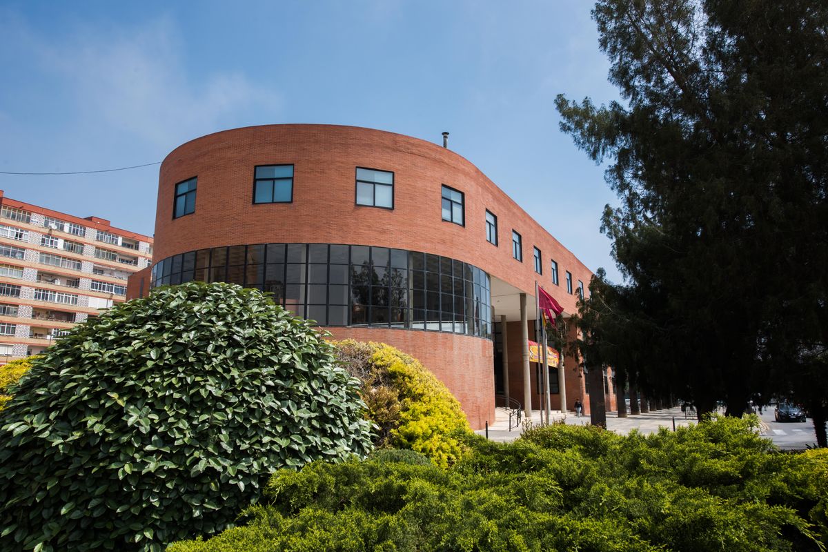 Centro Cultural Ramón Alonso Luzzy