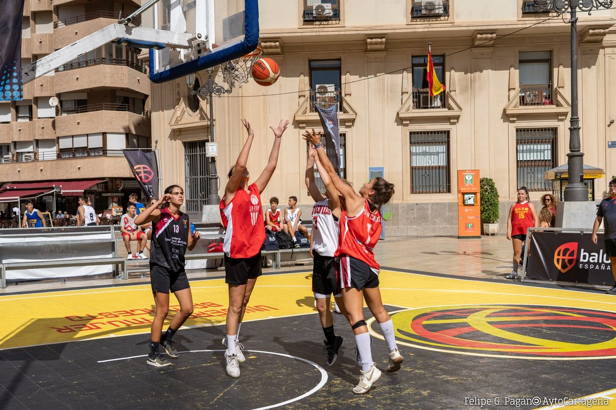 Circuito Plaza 3x3 Caixabank Plaza del Ayuntamiento