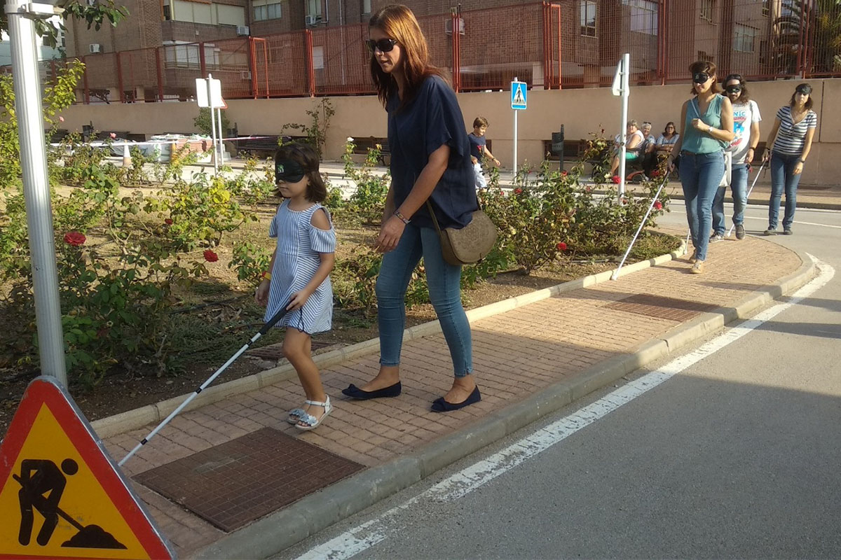 Actividades 'Movilidad con bastn blanco' y 'Seguridad Vial accesible' Semana de la Movilidad