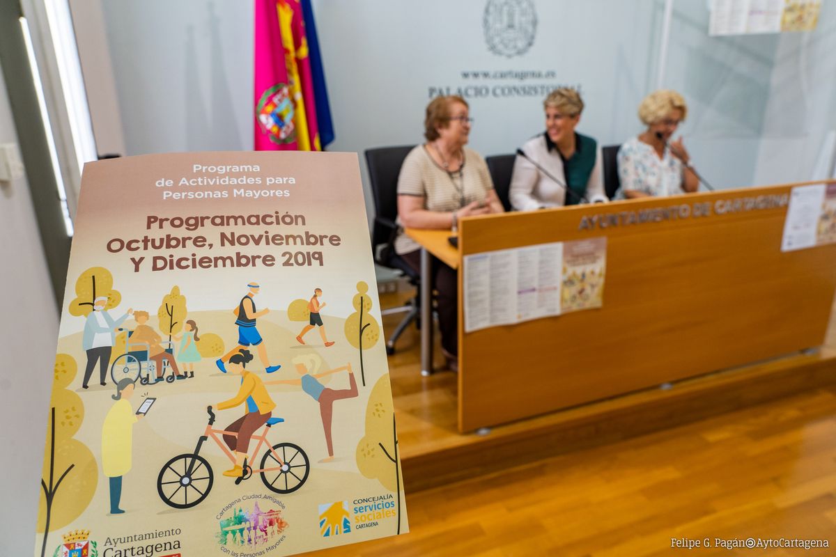 Presentacin del Programa de Actividades para Personas Mayores ltimo trimestre