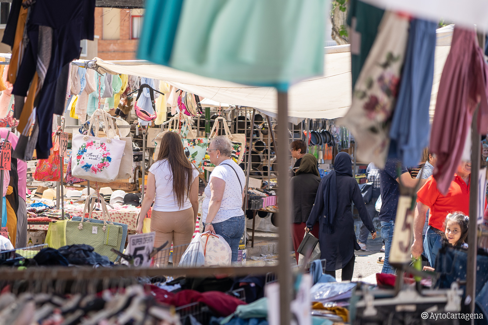 Imagen del Mercadillo del Cnit