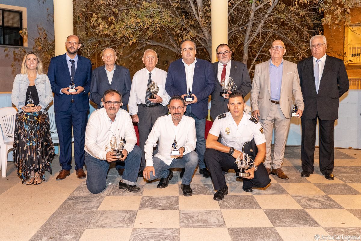 Entrega de Carabelas 2019 en Urbanizacin Mediterrneo