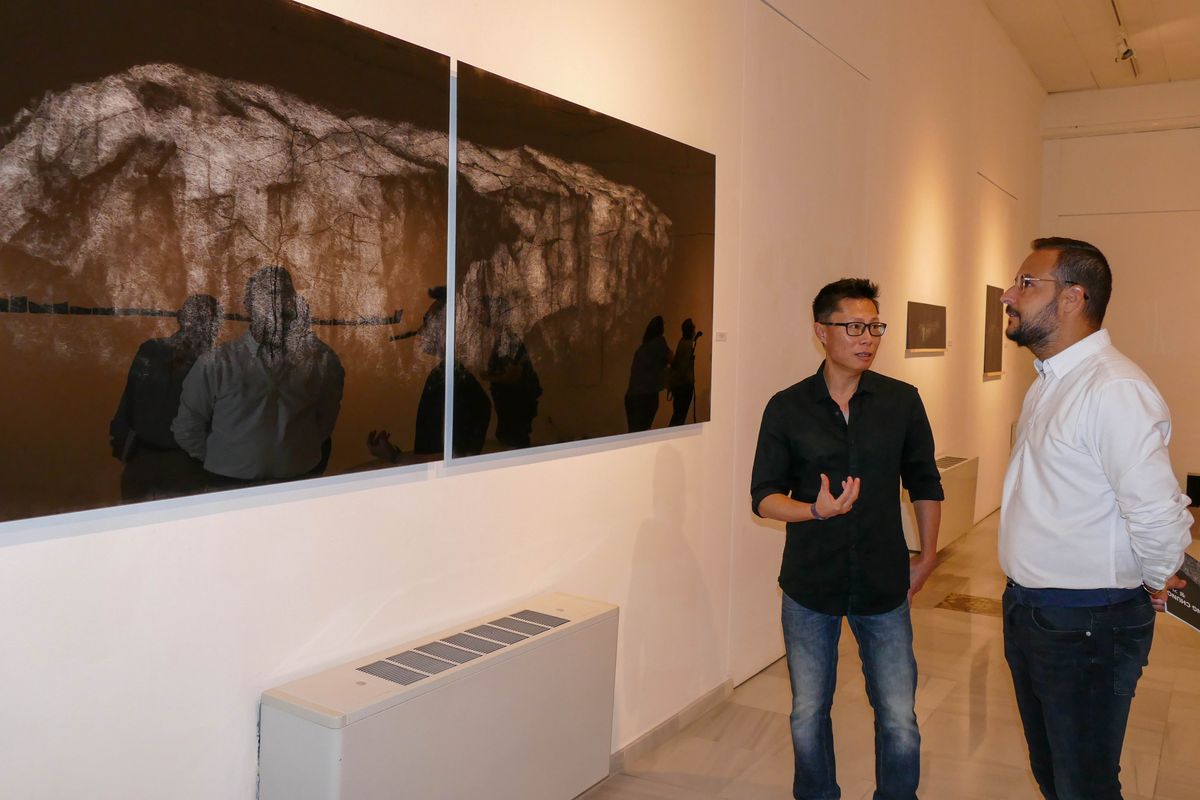 Inauguración de la exposición de Kihong Chung en el Palacio Molina