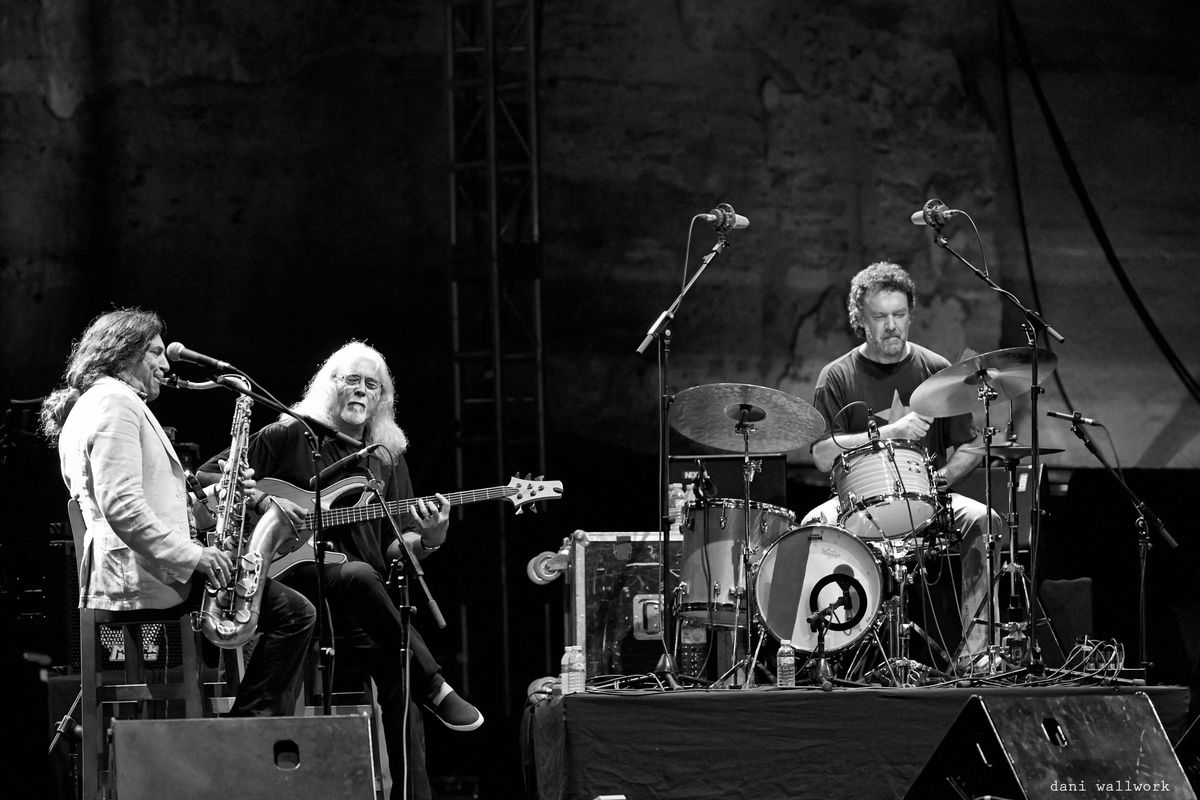 Los msicos Jorge Pardo, Carles Benavent y Tino di Geraldo