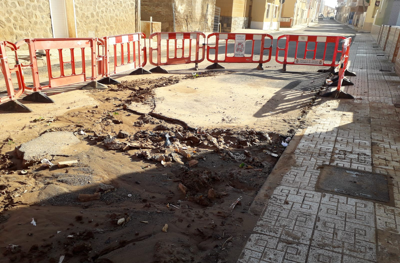 Obras de reparacin en calles de Los Nietos afectadas por la DANA