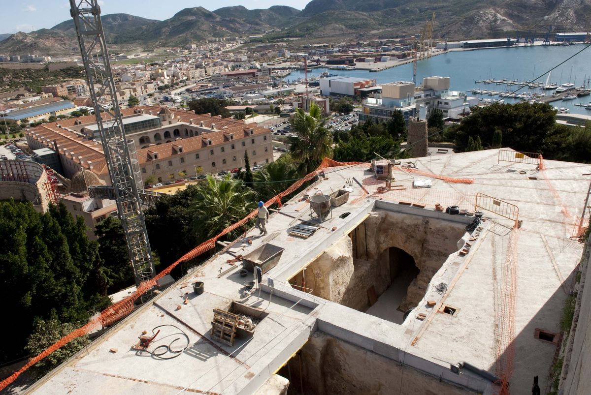 Excavaciones de las salas descubiertas en el Castillo de la Concepción