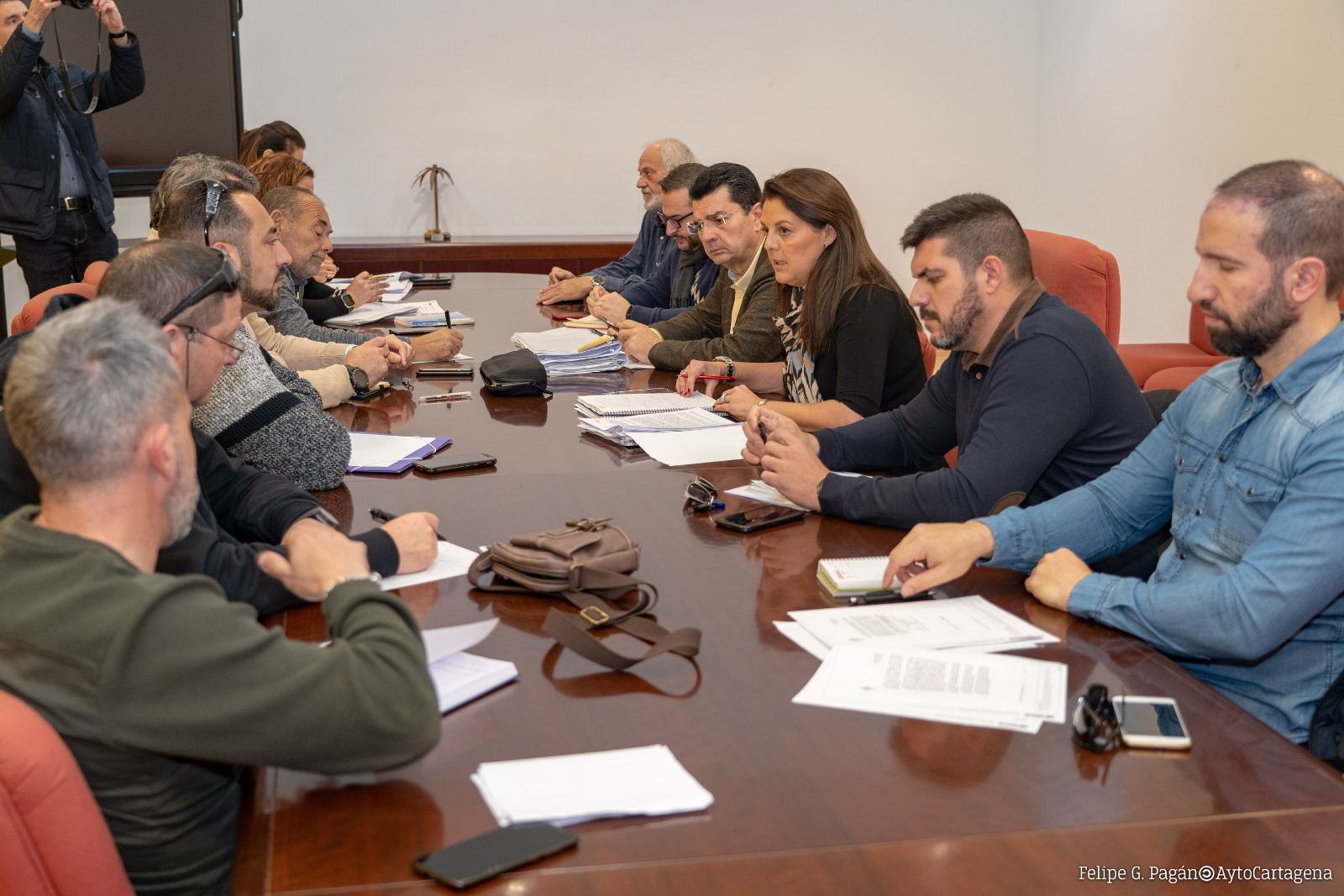 Reunión de Esperanza Nieto con los representante sindicales de los empleados públicos