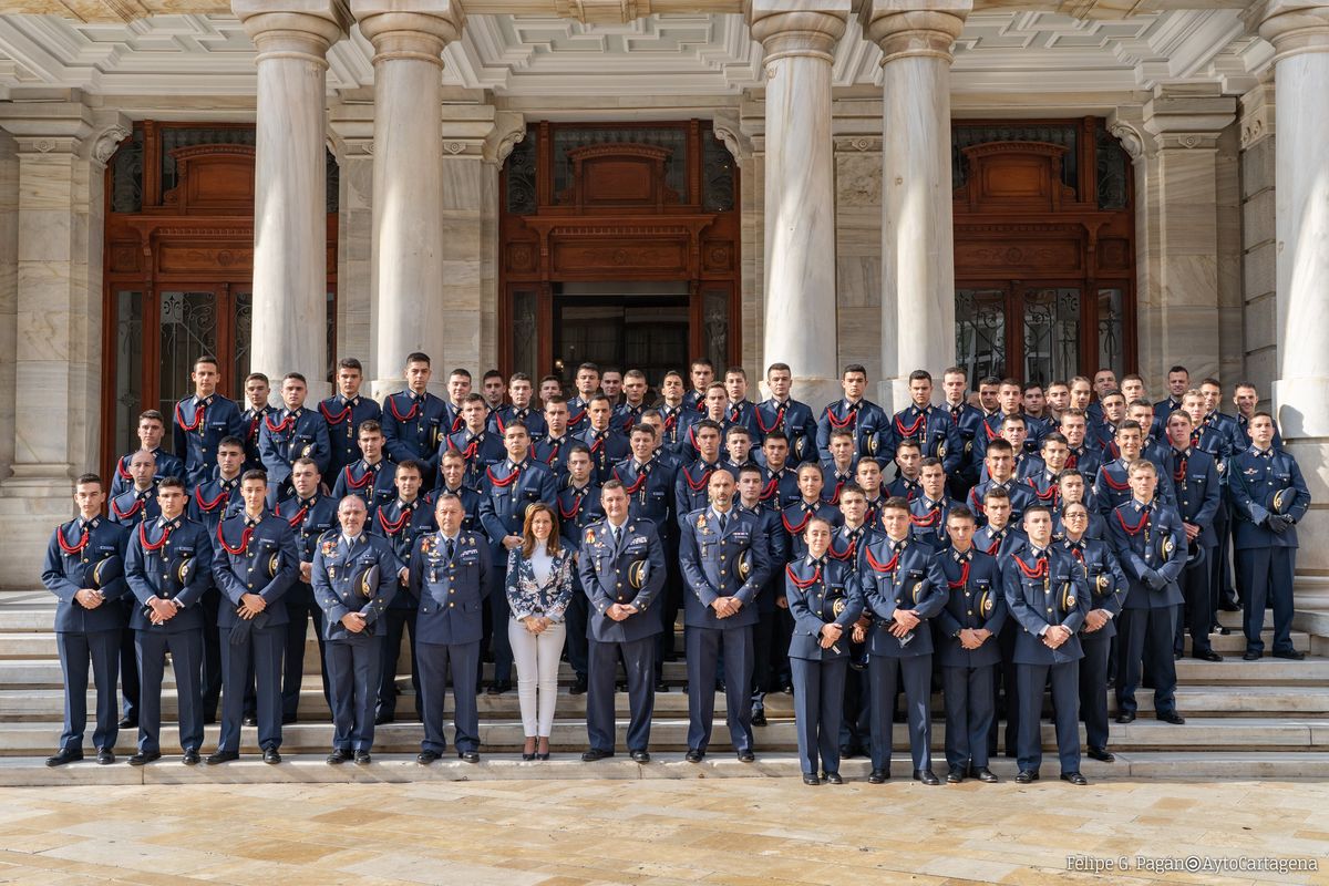 La 75 promoción de Alumnos de la Academia General del Aire visitan ...
