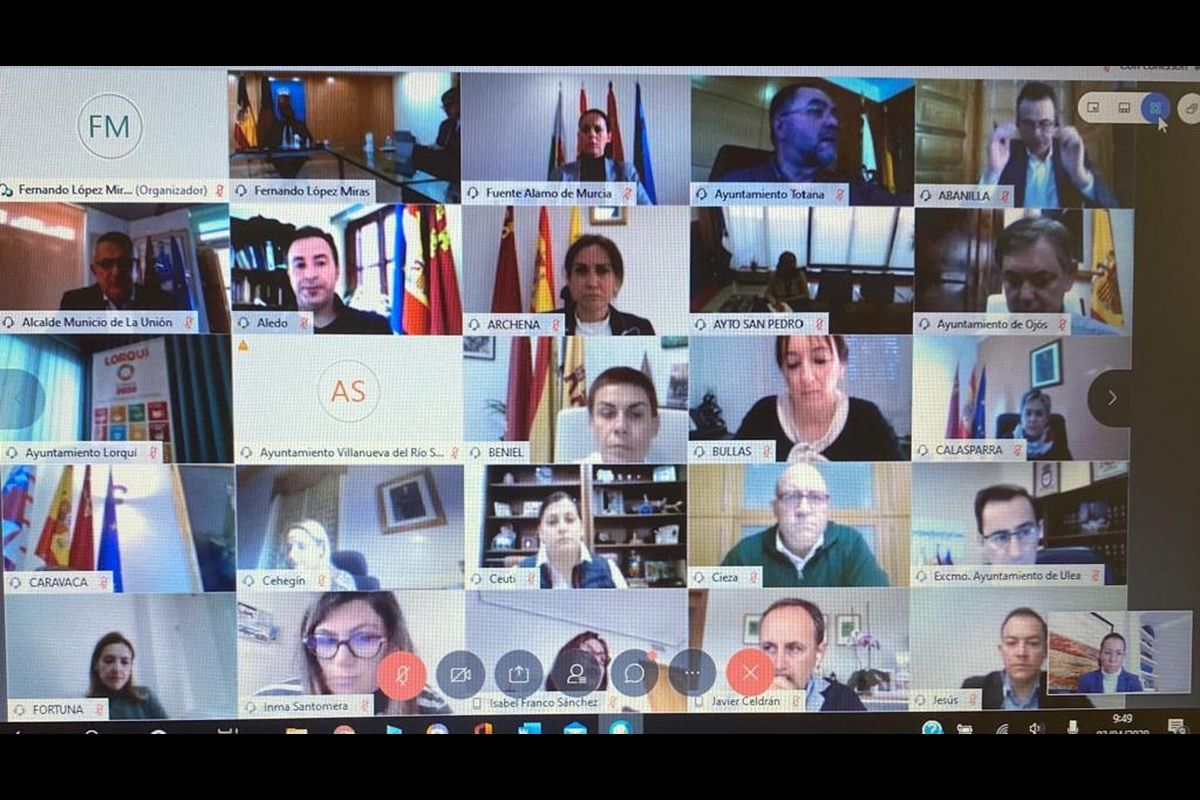 Videoconferencia de los alcaldes con el presidente de la CARM