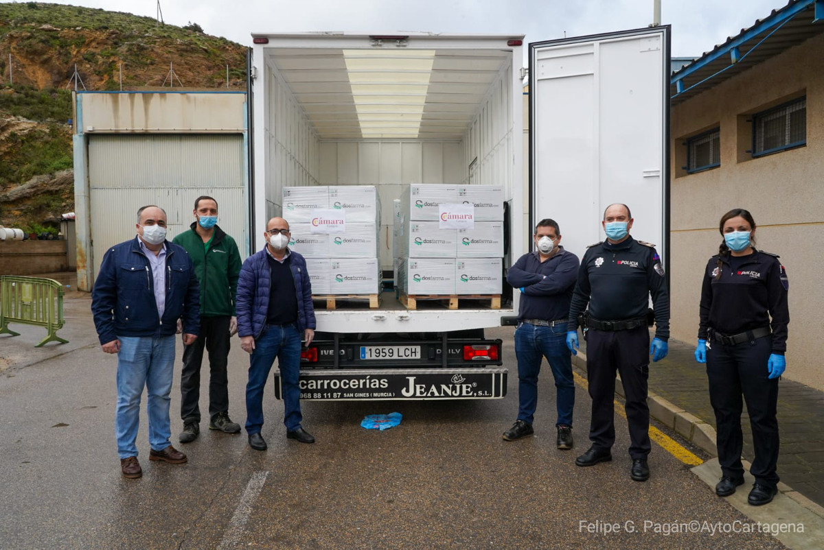 Donacin de mascarillas de la Cmara de Comercio para hacer frente a la crisis sanitaria por el coronavirus