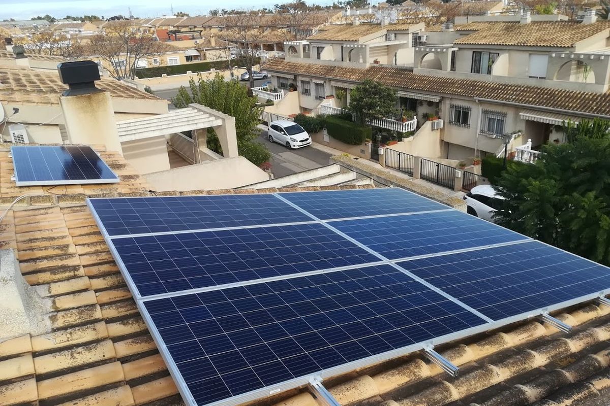Instalación solar para autoconsumo residencial