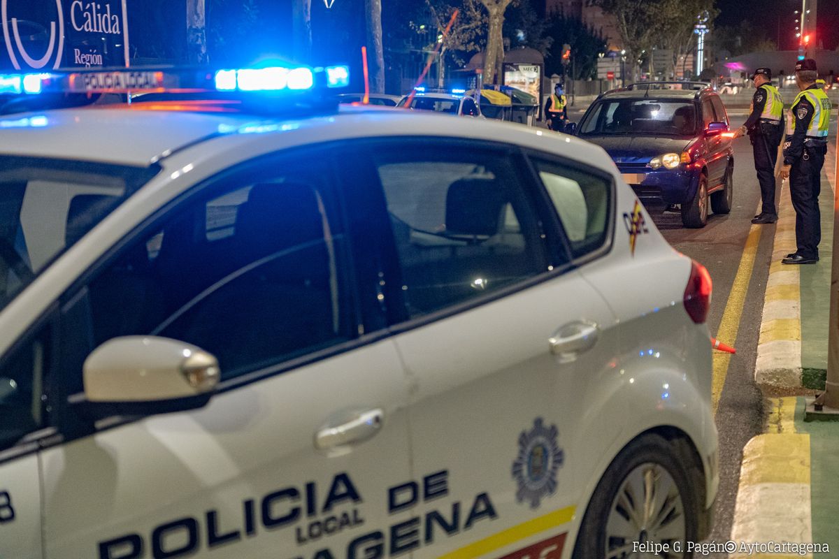 Control de la Policía local. Imagen de archivo