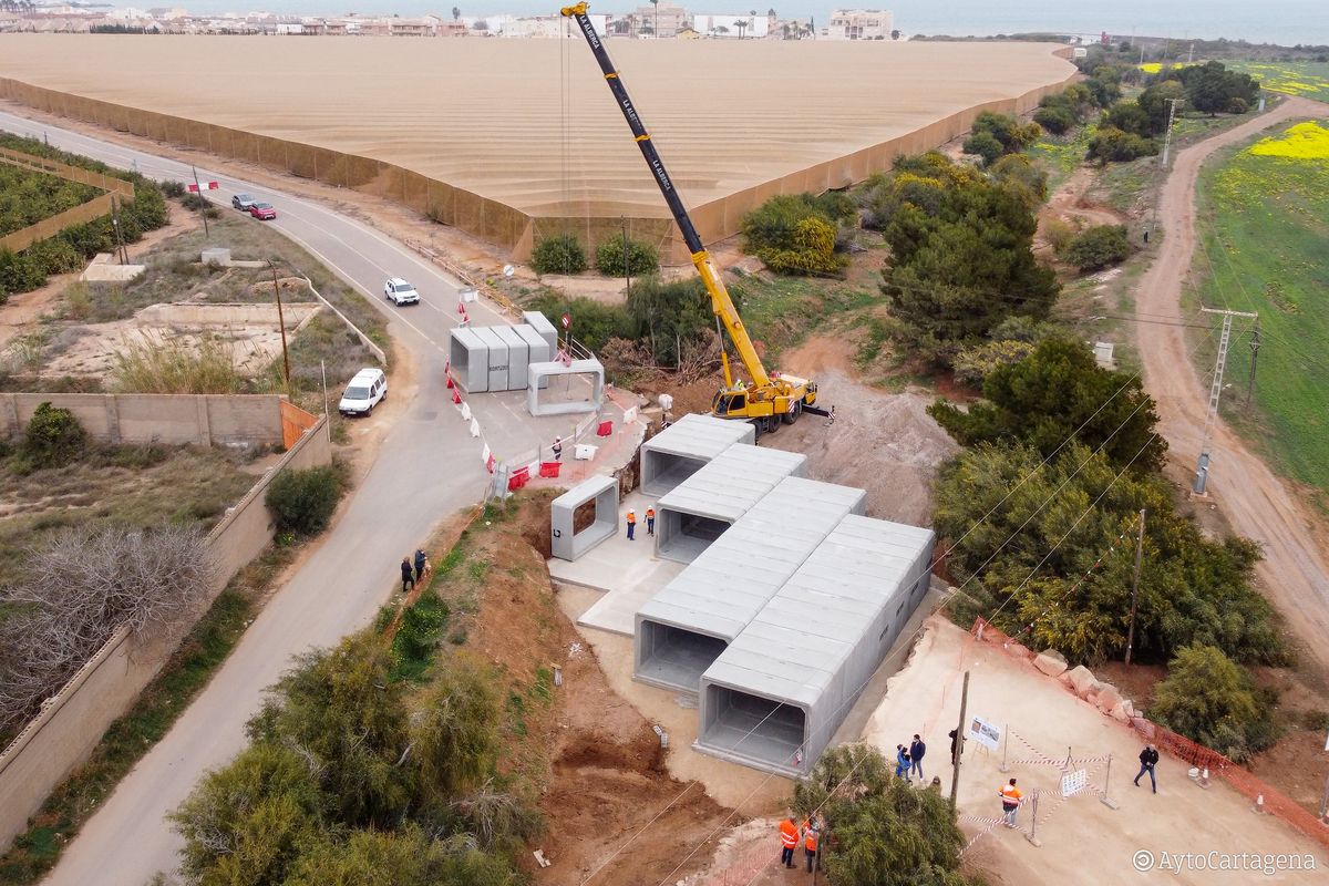 Obras de mejora de la evacuacin de agua en la Rambla de la Carrasquilla