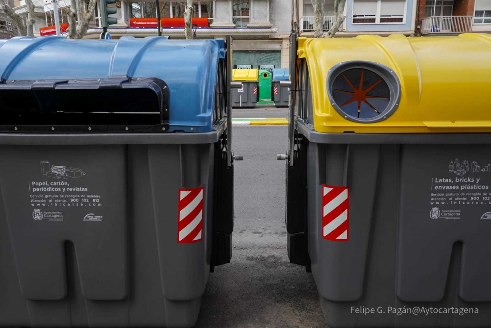 Contenedores de envases y papel-cartn